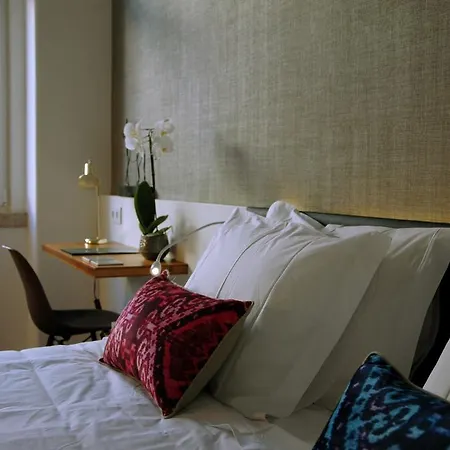 בית הארחה Augusta Boutique House 2*